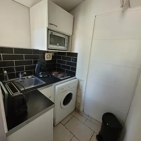 2 Cavailles Yourhosthelper * Montpellier